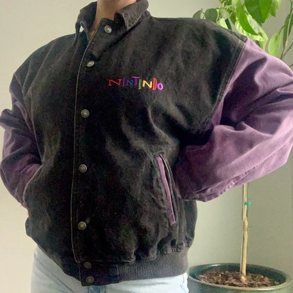 Vintage 90s Nintendo Women's Black and Purple Varsity Jacket - Picture 8 of 16
